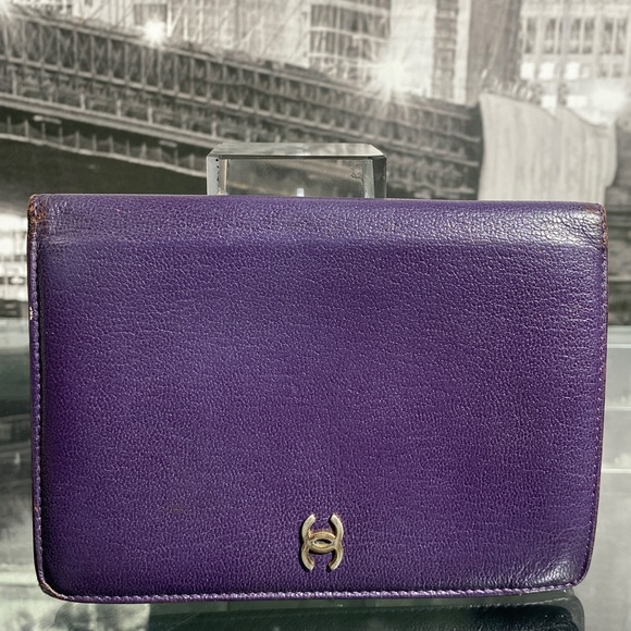 Authentic CHANEL CC Logo Purse Wallet - Picture 4 of 16